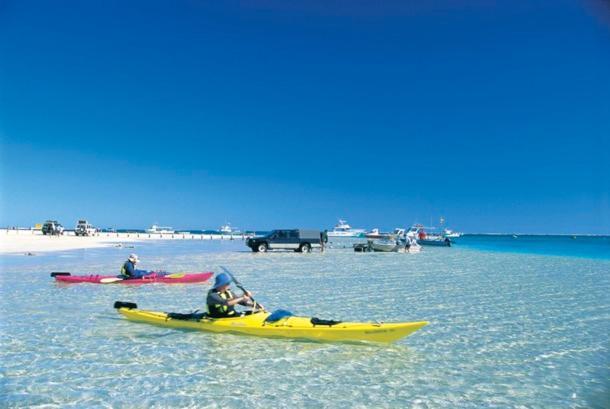 Ningaloo Club Backpackers Hostel Coral Bay Exterior foto